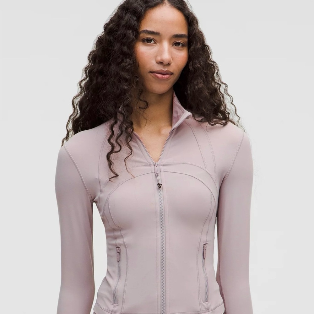 Lululemon cropped jacket Nulu - Size 2 NWT Mauve Grey